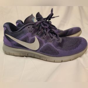Womens Nike Free RN size 10